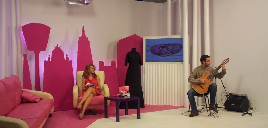 Entrevista en TV Guadalajara con Estefanía Nussio